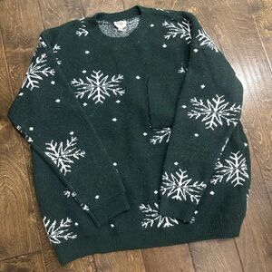 BiBi Green Sweater with White Snowflake Pattern